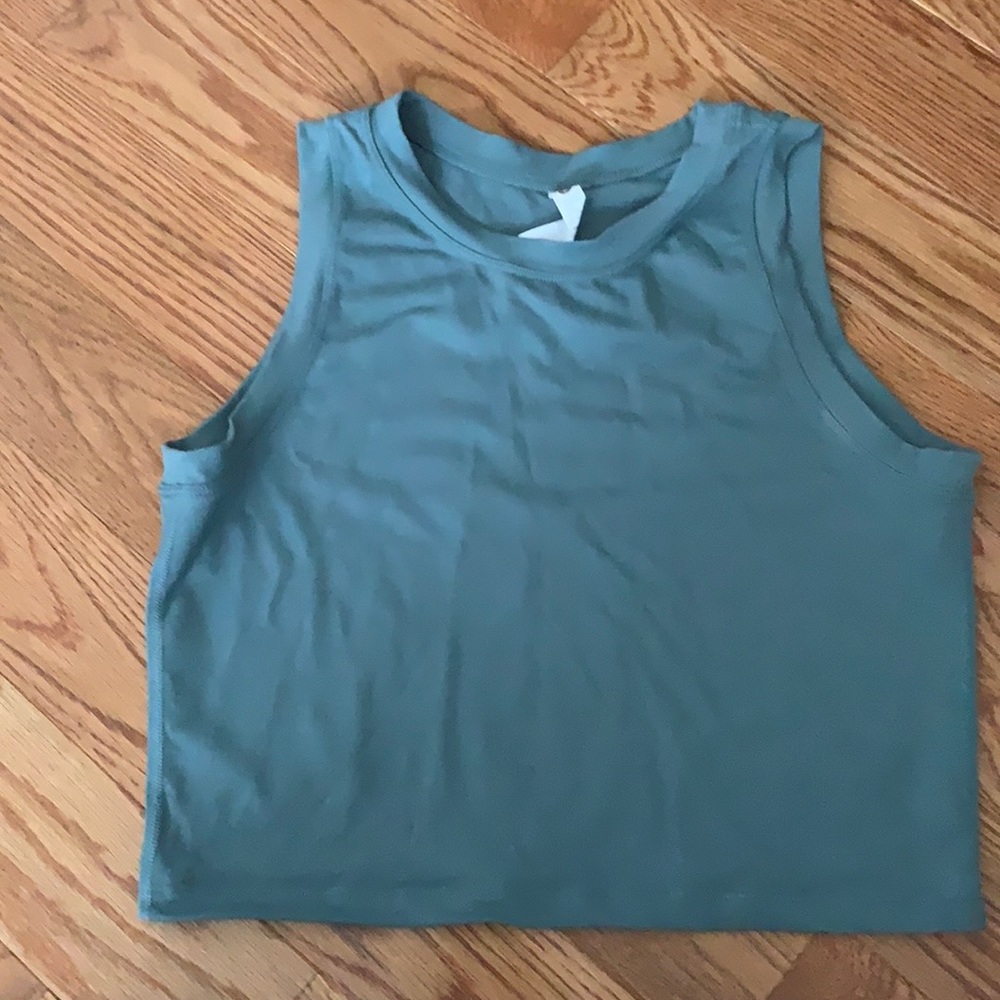 Paragon cropped workout top